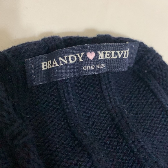 Brandy Melville halter top (one size) - Picture 3 of 3